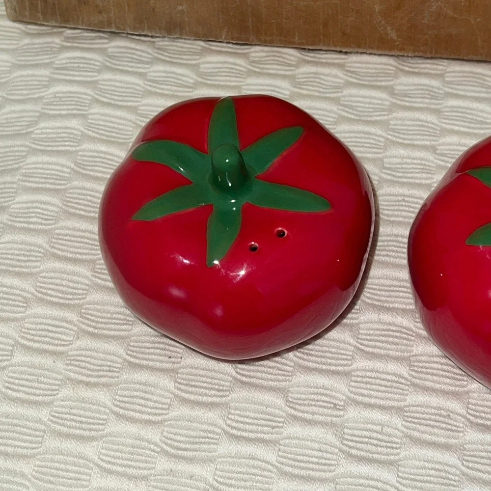 Vintage Red Tomato Salt and Pepper Shakers Ceramic Kitsch Cottagecore Decor Set